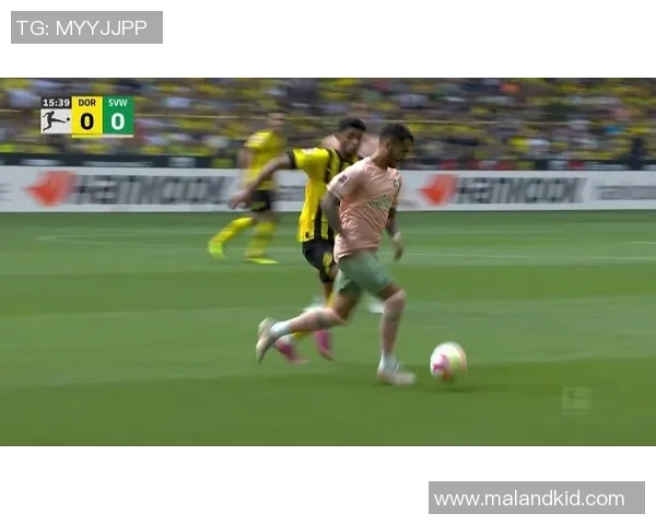 战绩低迷风暴骤起:多特蒙德九战三胜,内部动荡谁能拨云见日? 战绩低迷风暴骤起:多特蒙德九战三胜,内部动荡谁能拨云见日?